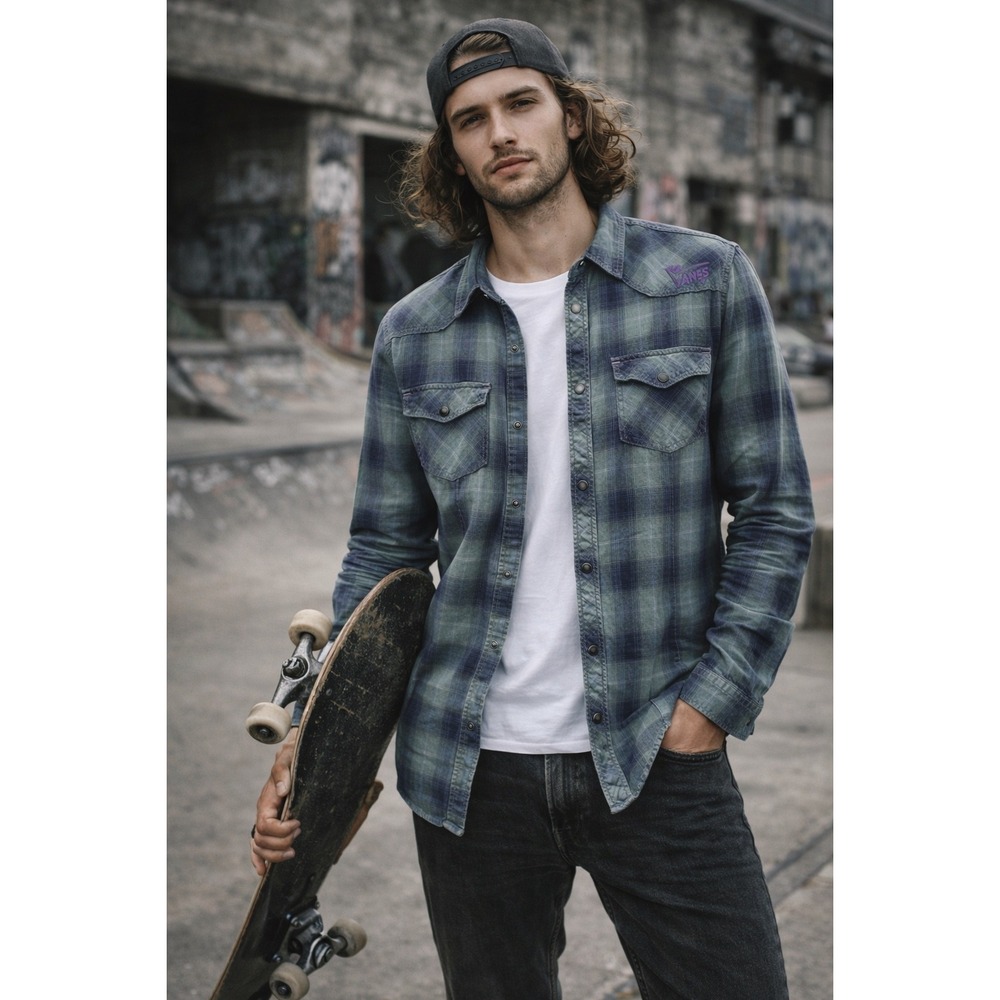 Vans Plaid Snap Button‎ Shirt Mens Medium Blue Green Skate Style